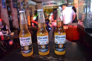 Terça e quarta tem pop Rock e promoção de cerveja mexicana no Novo Boteco