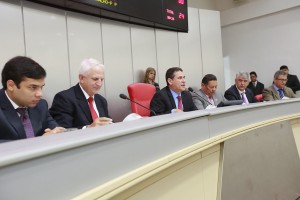 O encontro contou com a presença de parlamentares do Amazonas e de representantes do Dnit e da PRF