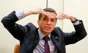 Fausto Pinato (PRB-SP), que foi destituído da relatoria do caso Cunha no Conselho de Ética