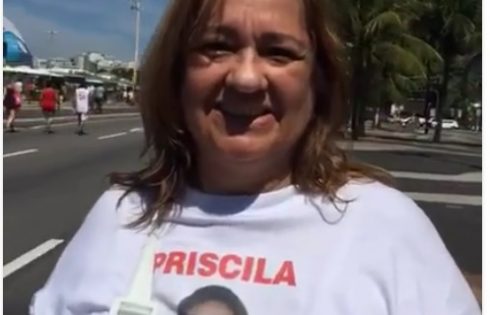 Jovita em Copacabana, pedindo votos por uma boa causa